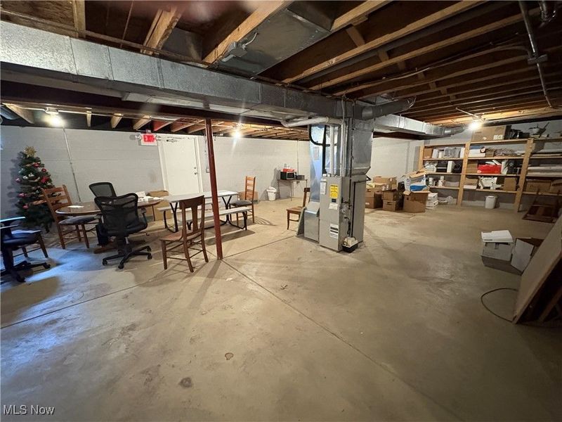 309 S Chapel Street, Louisville, OH 44641 Photo 17