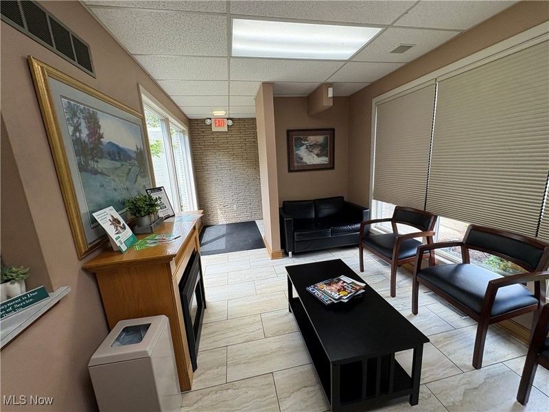 309 S Chapel Street, Louisville, OH 44641 Photo 5