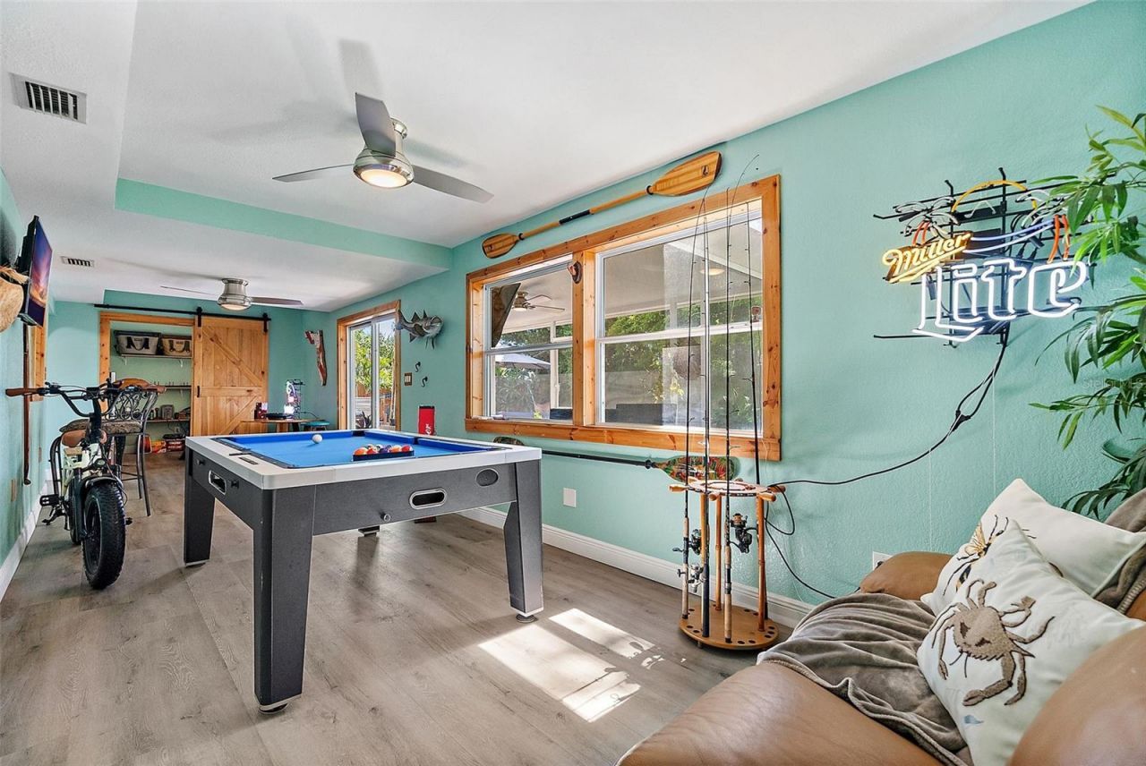 3464 79th Way N, Saint Petersburg, FL 33710 Photo