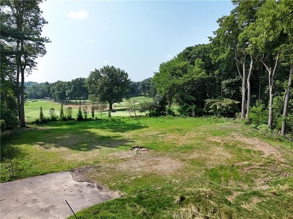 12 Elmwood Hill Lane, Rochester, NY 14610