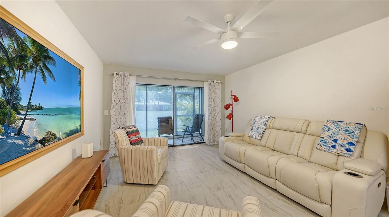 631 N Orange Avenue, Unit 107, Sarasota, FL 34236 Photo