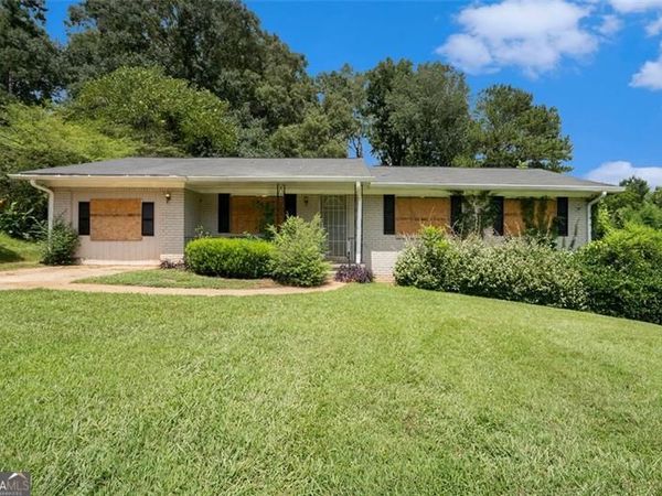 2810 KNOLLVIEW Drive, Decatur, GA 30034