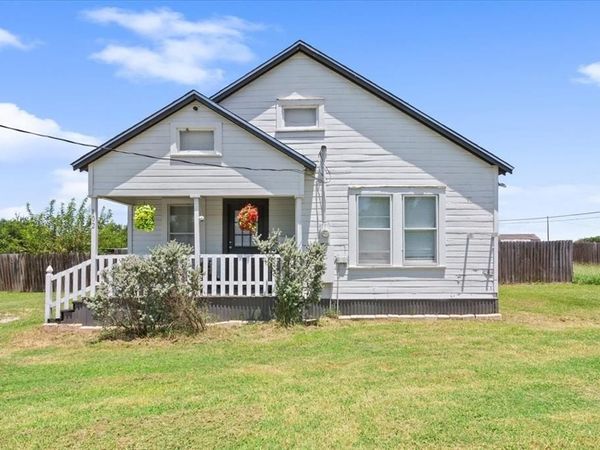 102 Brookshire, Riesel, TX 76682