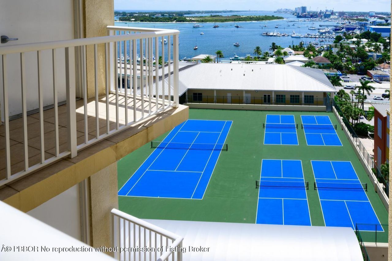 2650 Lake Shore Drive, Unit 1602, Riviera Beach, FL 33404 Photo