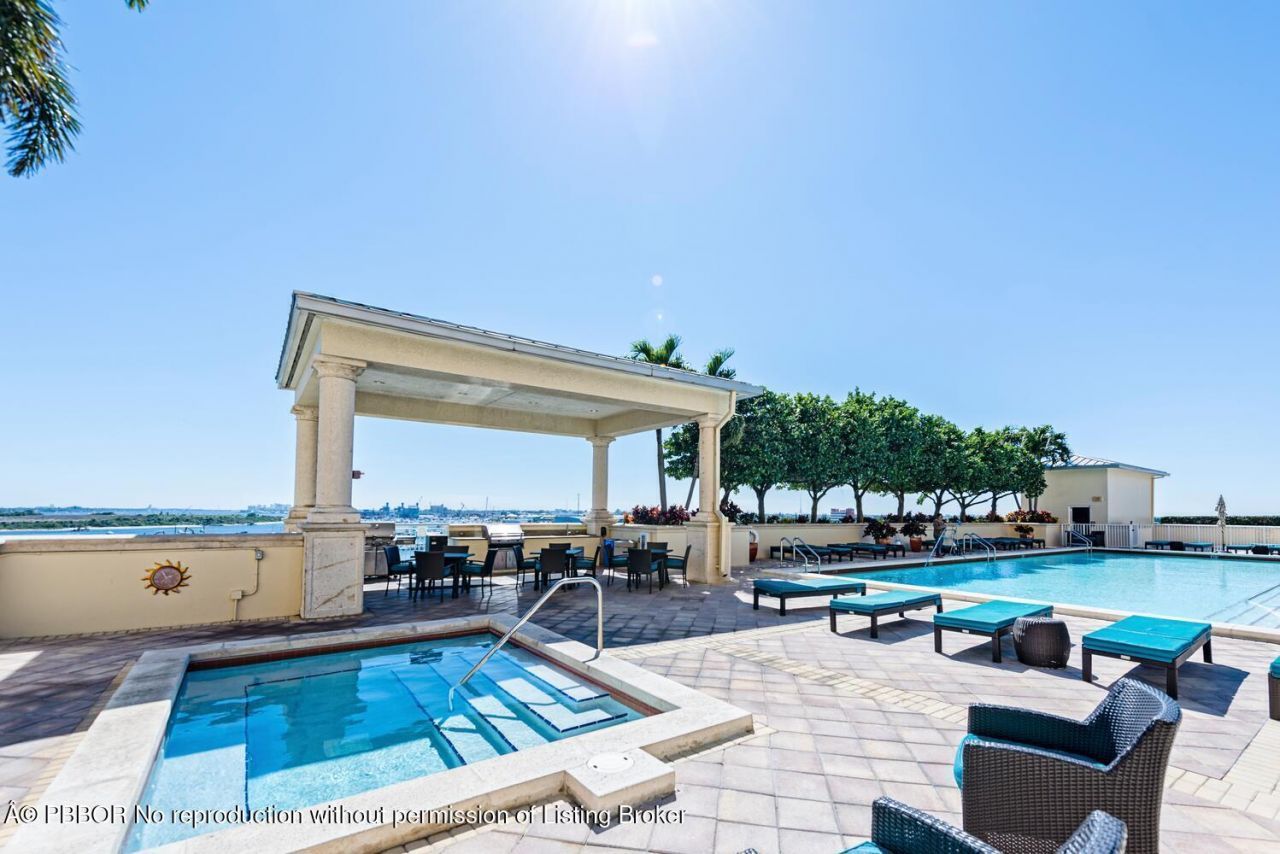 2650 Lake Shore Drive, Unit 1602, Riviera Beach, FL 33404 Photo