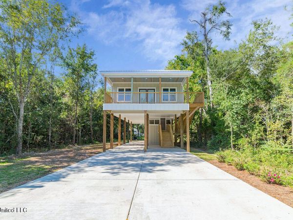 5235 Clermont Boulevard, Bay Saint Louis, MS 39520