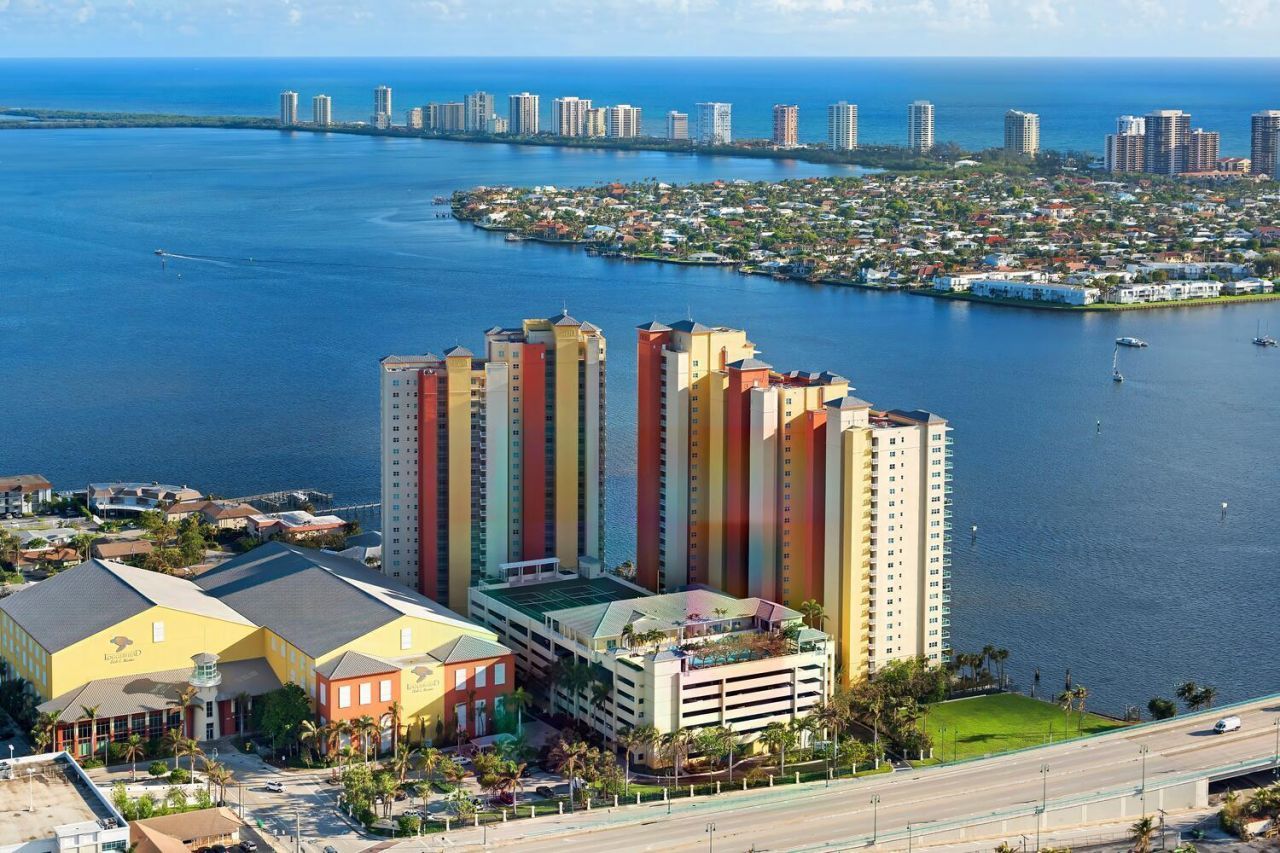 2650 Lake Shore Drive, Unit 1602, Riviera Beach, FL 33404 Photo