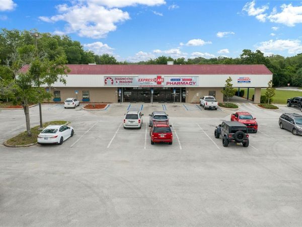 2500 CITRUS BOULEVARD, LEESBURG, FL 34748