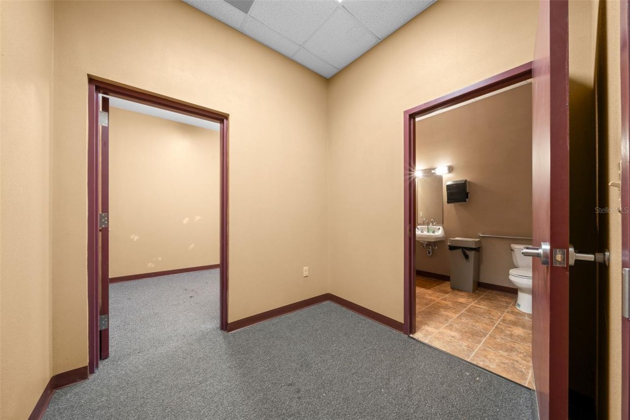2500 Citrus Boulevard, Leesburg, FL 34748 Photo