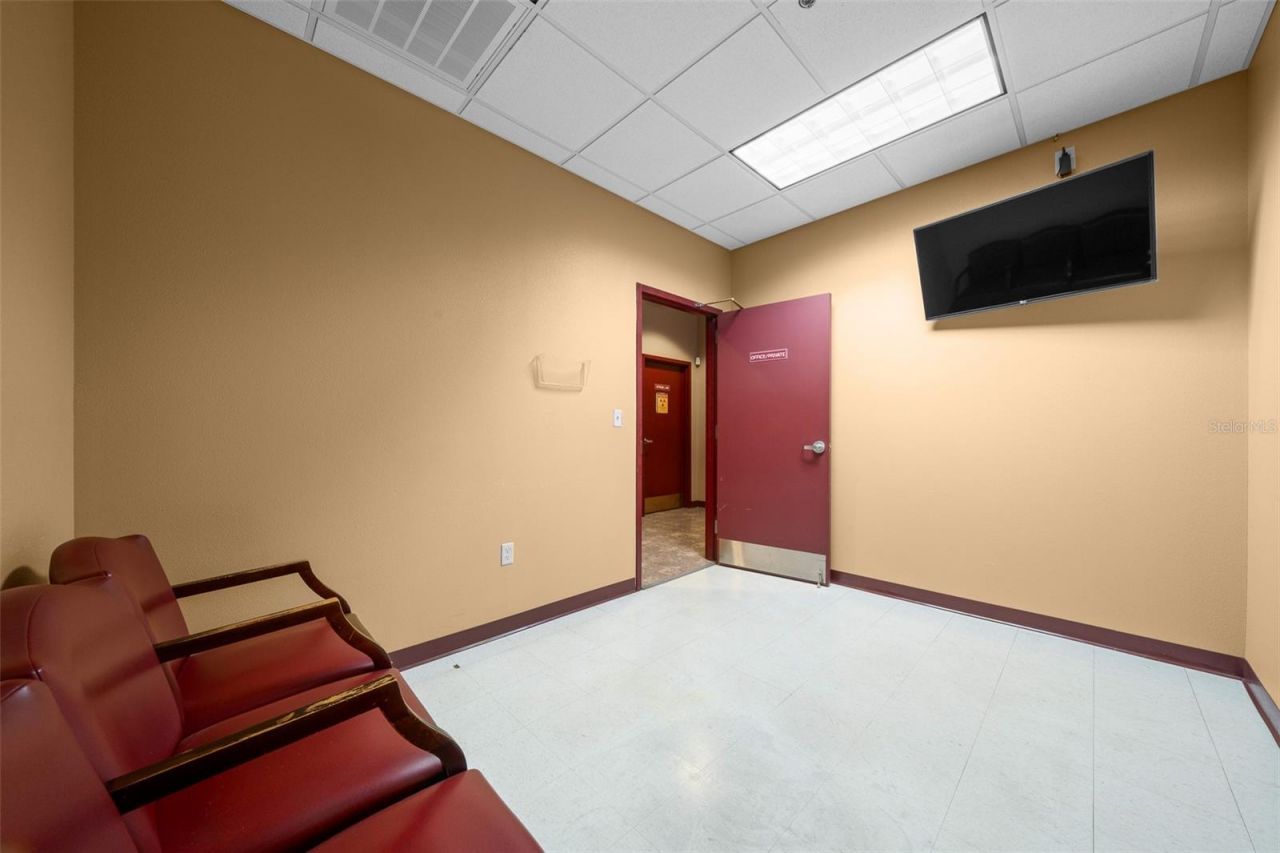 2500 Citrus Boulevard, Leesburg, FL 34748 Photo