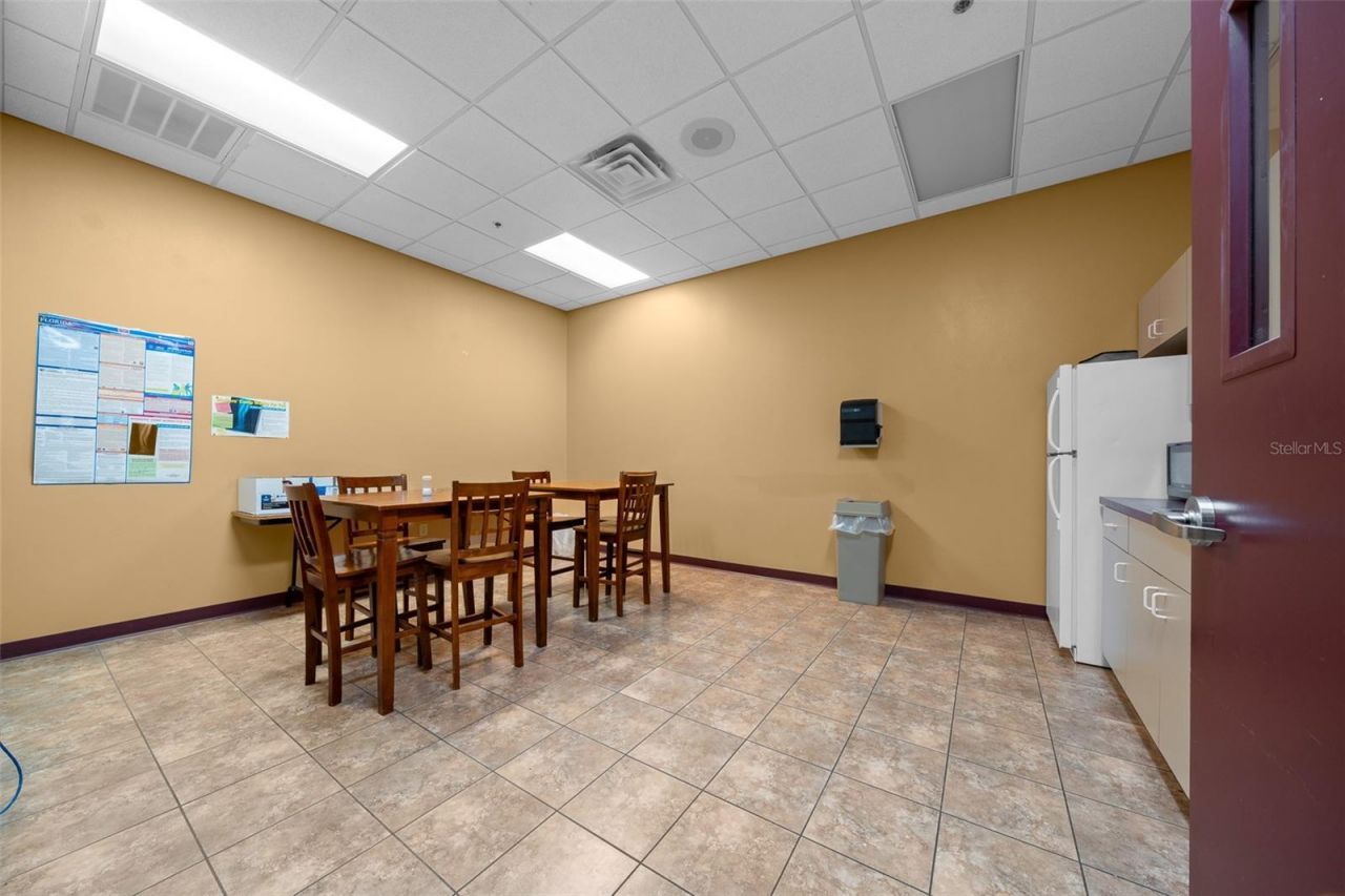 2500 Citrus Boulevard, Leesburg, FL 34748 Photo