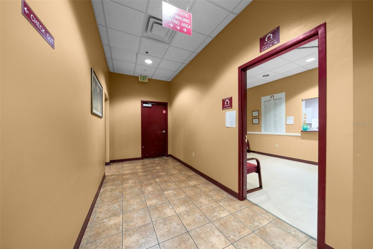 2500 Citrus Boulevard, Leesburg, FL 34748 Photo