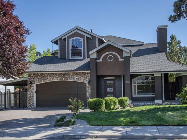 2711 NE Yellow Ribbon Drive, Bend, OR 97701