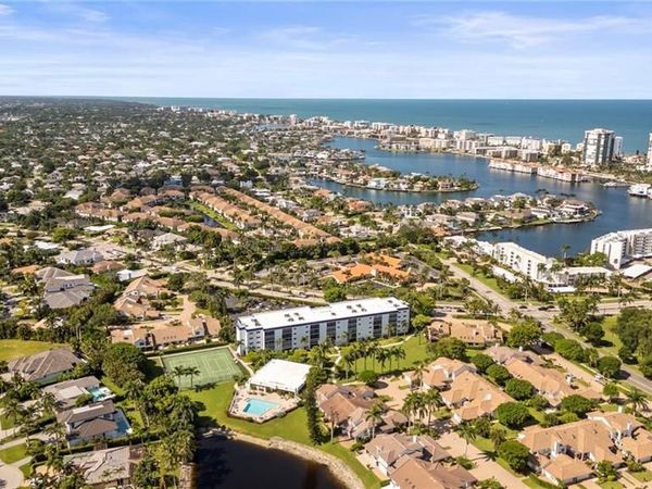 555 Park Shore DR, Unit B212, NAPLES, FL 34103