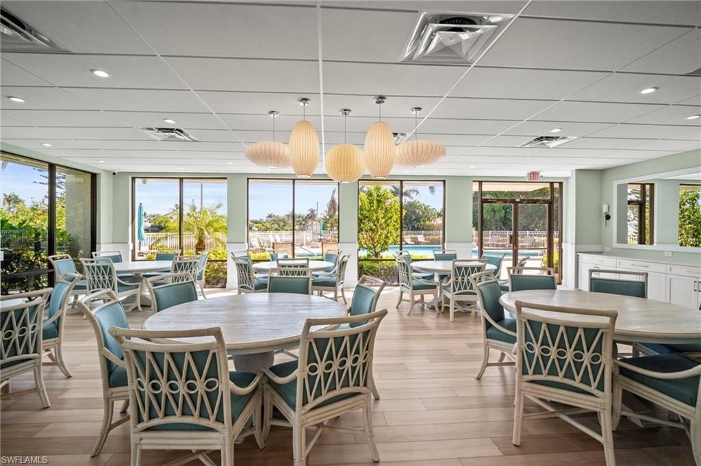 555 Park Shore Dr, Unit B212, Naples, FL 34103 Photo