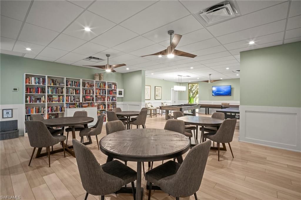 555 Park Shore Dr, Unit B212, Naples, FL 34103 Photo