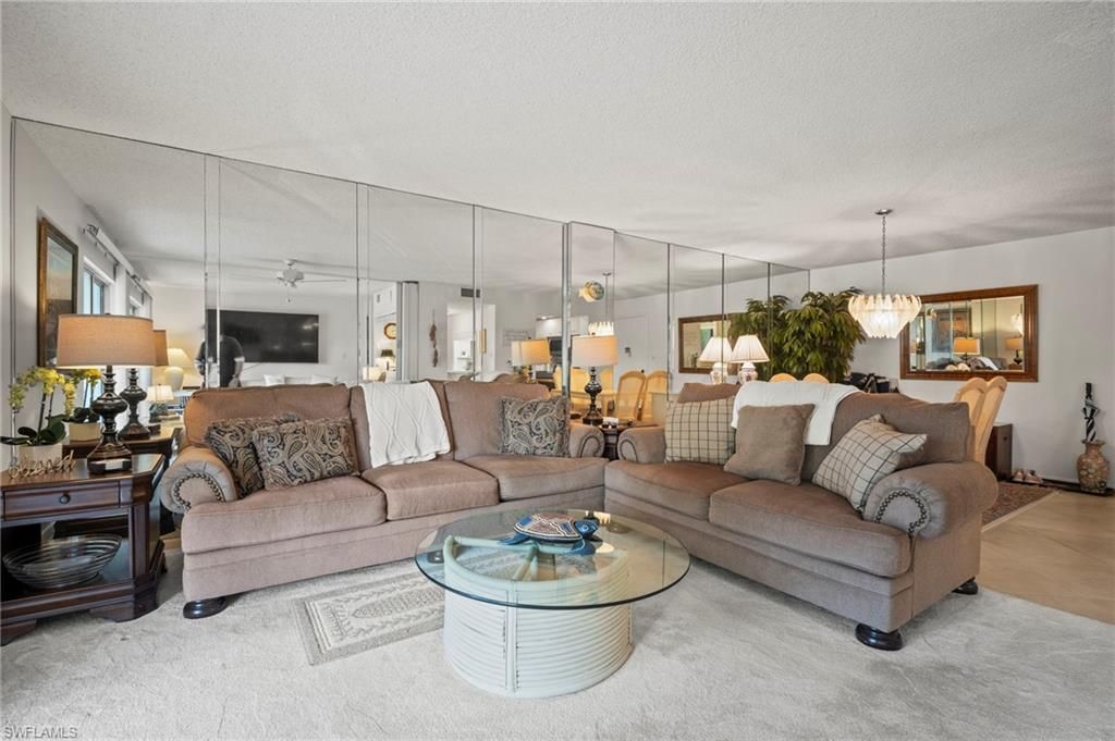 555 Park Shore Dr, Unit B212, Naples, FL 34103 Photo