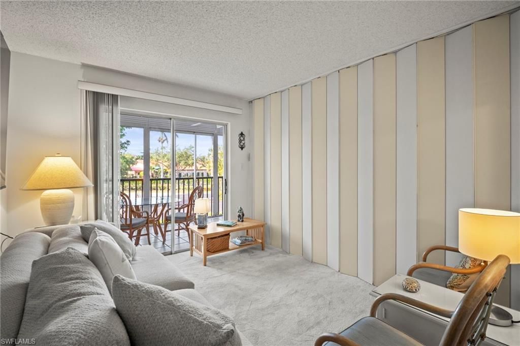 555 Park Shore Dr, Unit B212, Naples, FL 34103 Photo