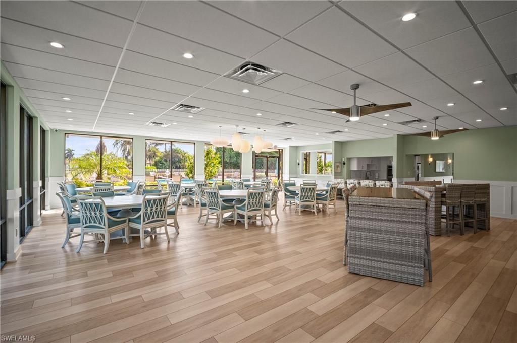 555 Park Shore Dr, Unit B212, Naples, FL 34103 Photo