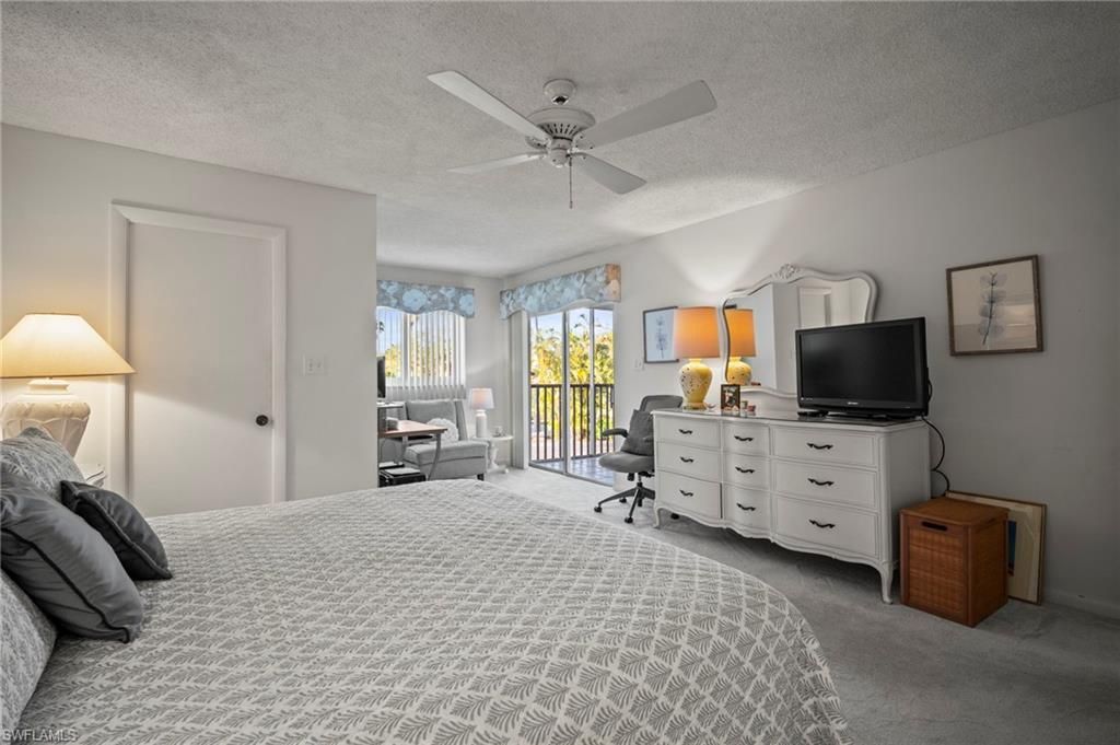 555 Park Shore Dr, Unit B212, Naples, FL 34103 Photo