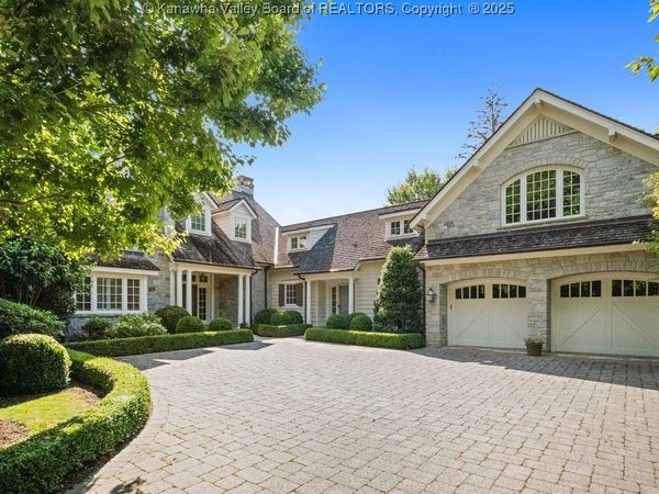 394 Cottage Lane, White Sulphur Springs, WV 24986