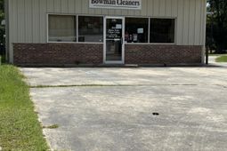 591 Bowman Avenue photo 4