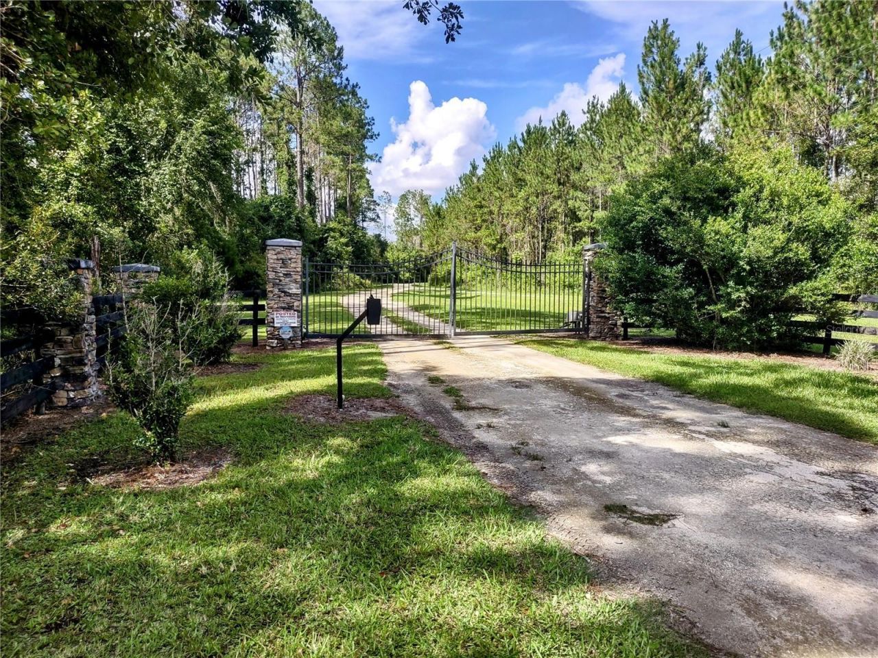 4651 NE 108th Place, Chiefland, FL 32626 Photo