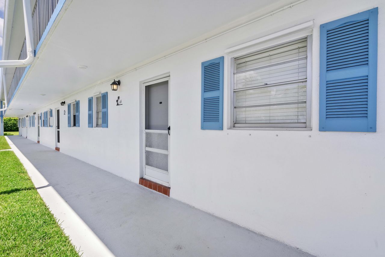 1115 Lake Terrace, Unit 111, Boynton Beach, FL 33426 Photo