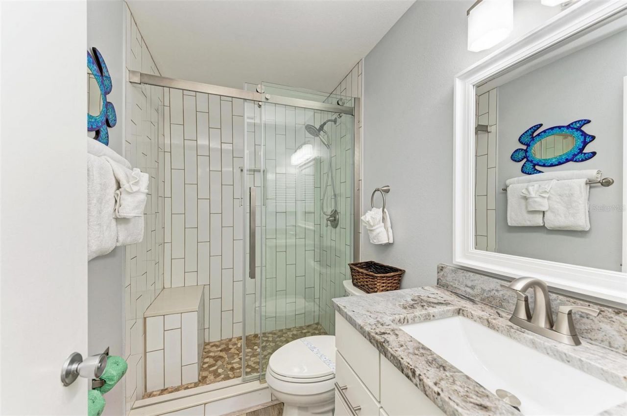 304 74th Street, Unit B, Holmes Beach, FL 34217 Photo