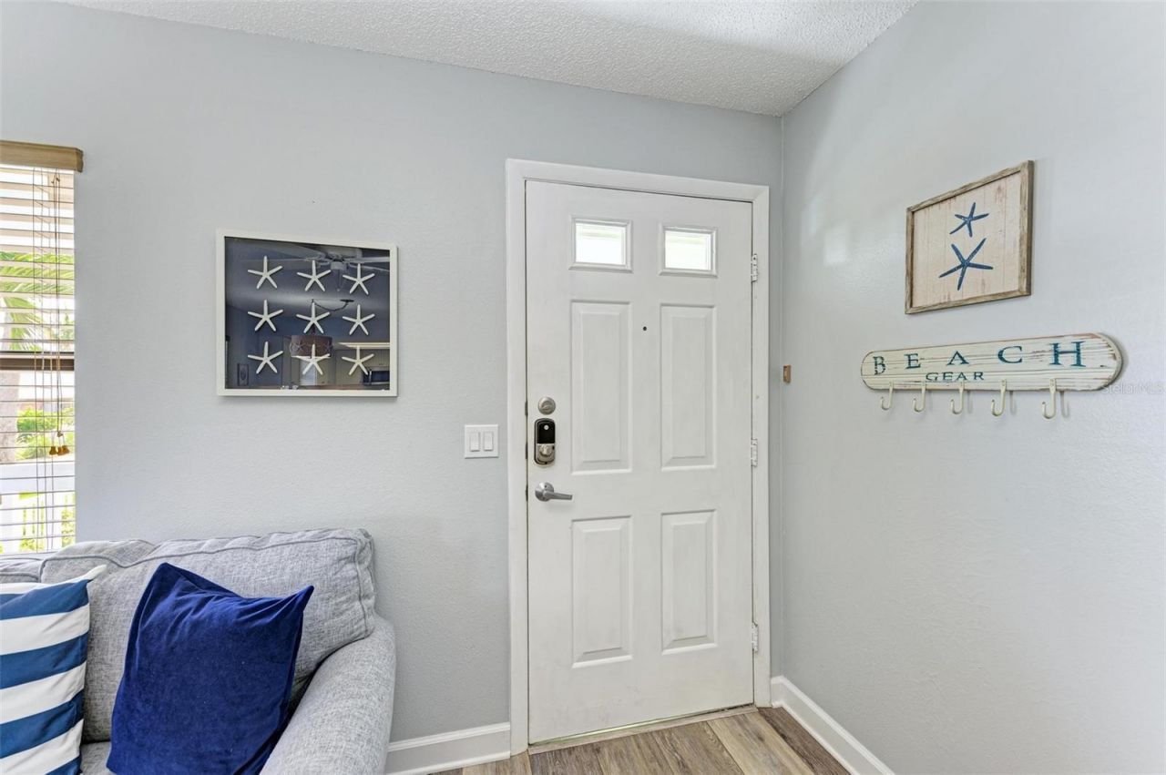 304 74th Street, Unit B, Holmes Beach, FL 34217 Photo