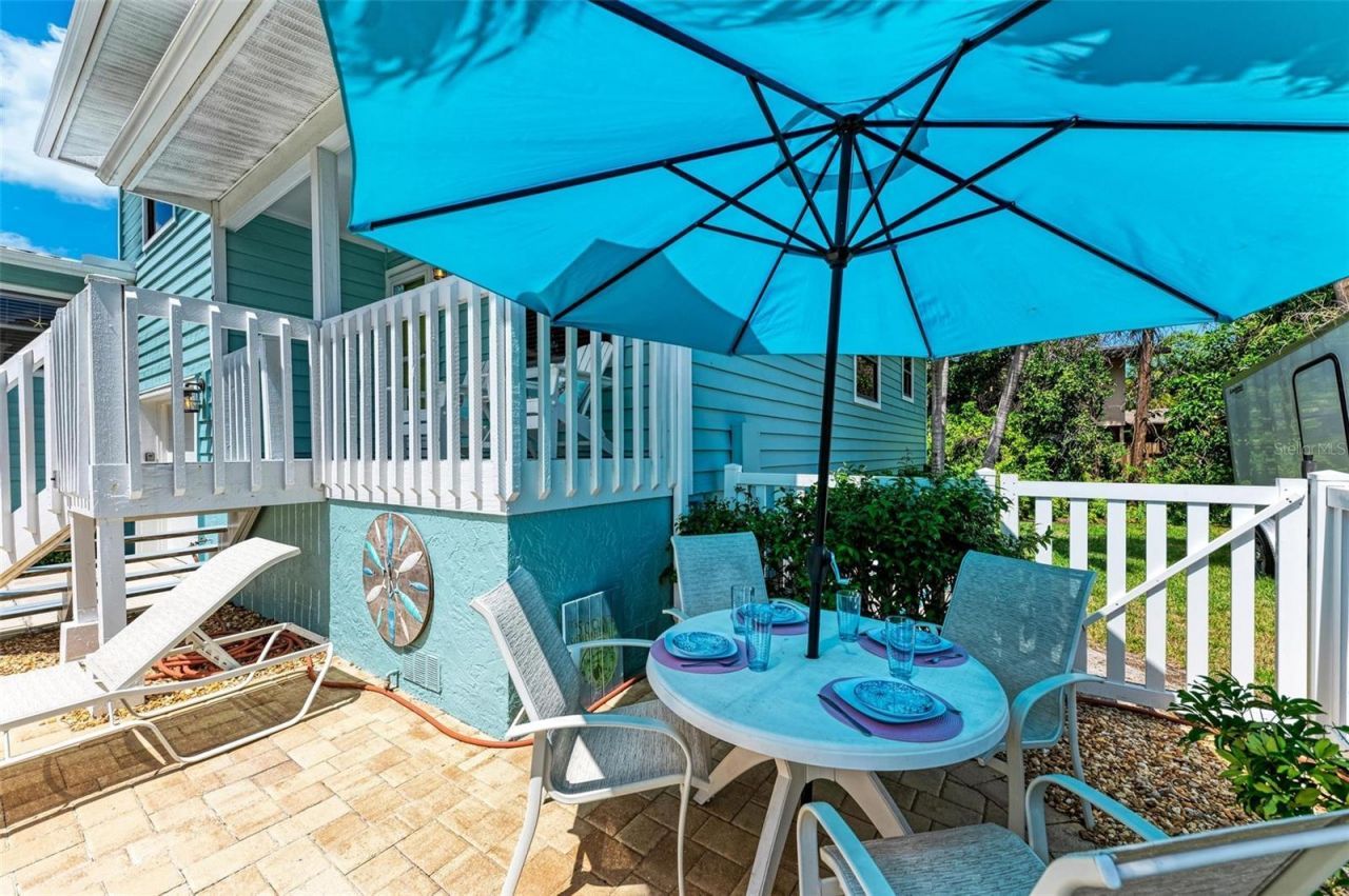 304 74th Street, Unit B, Holmes Beach, FL 34217 Photo