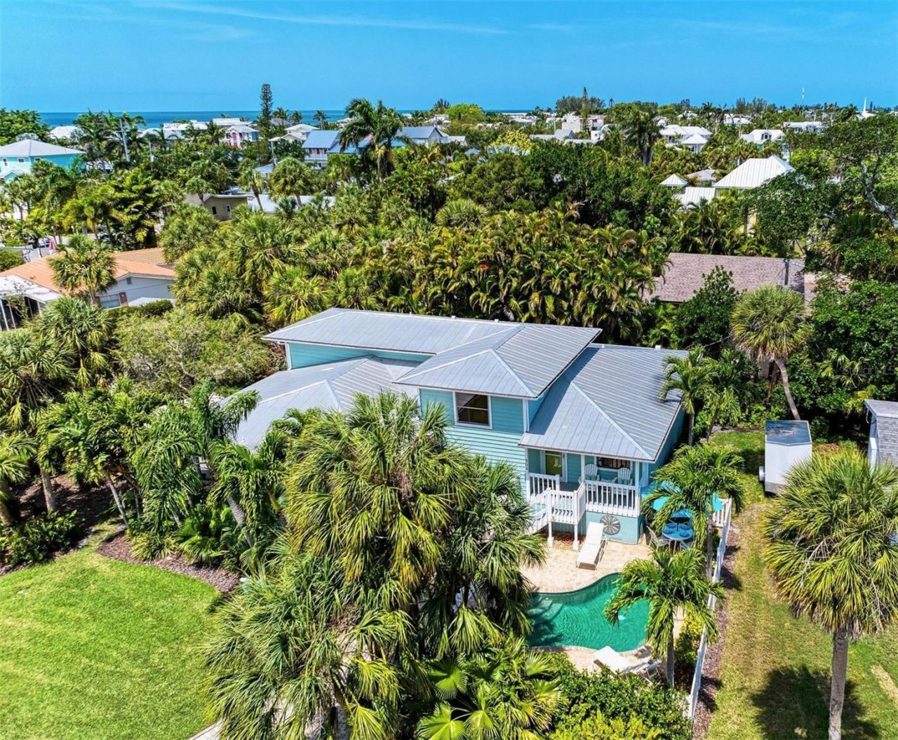 304 74th Street, Unit B, Holmes Beach, FL 34217 Photo