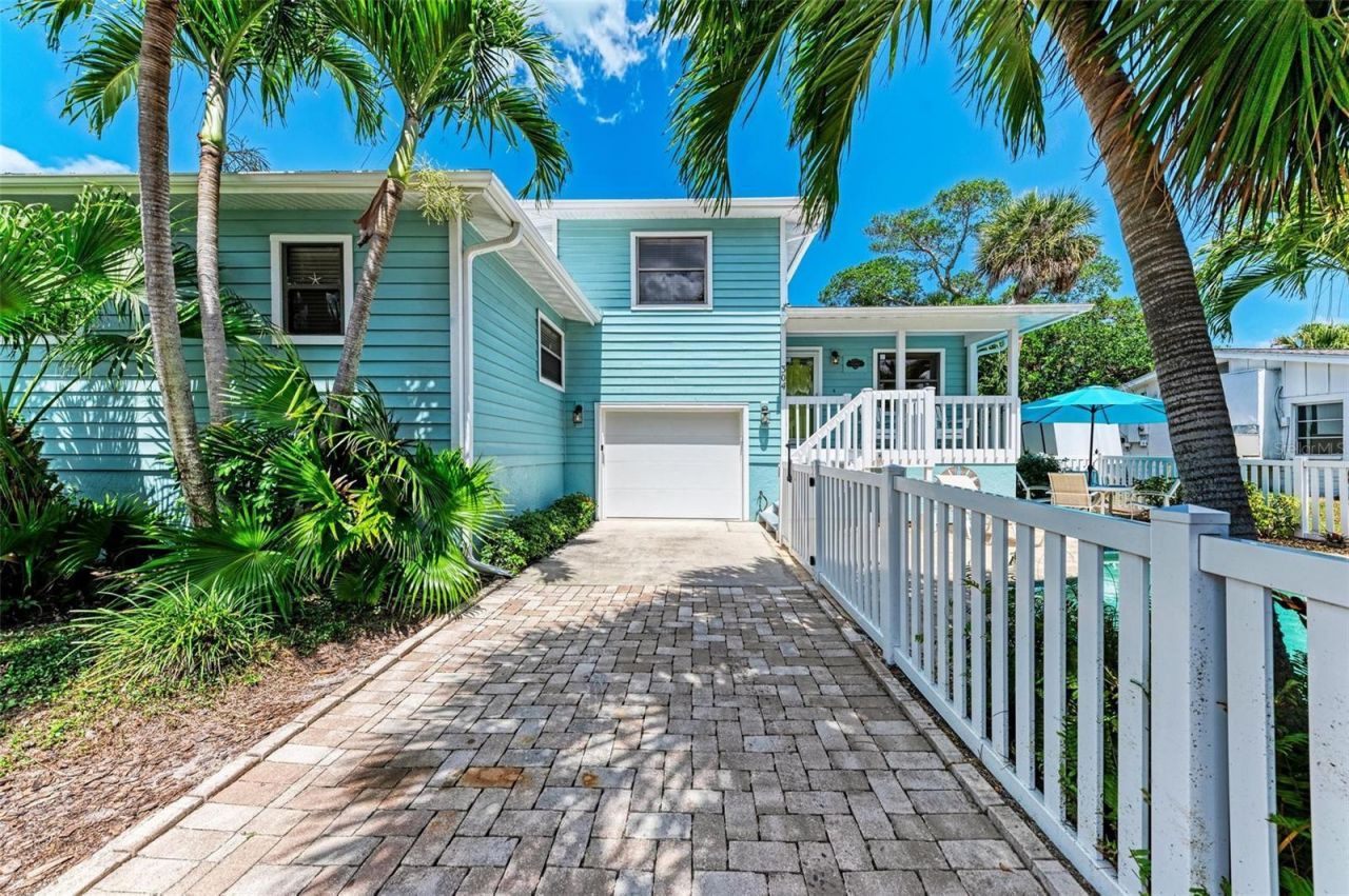 304 74th Street, Unit B, Holmes Beach, FL 34217 Photo