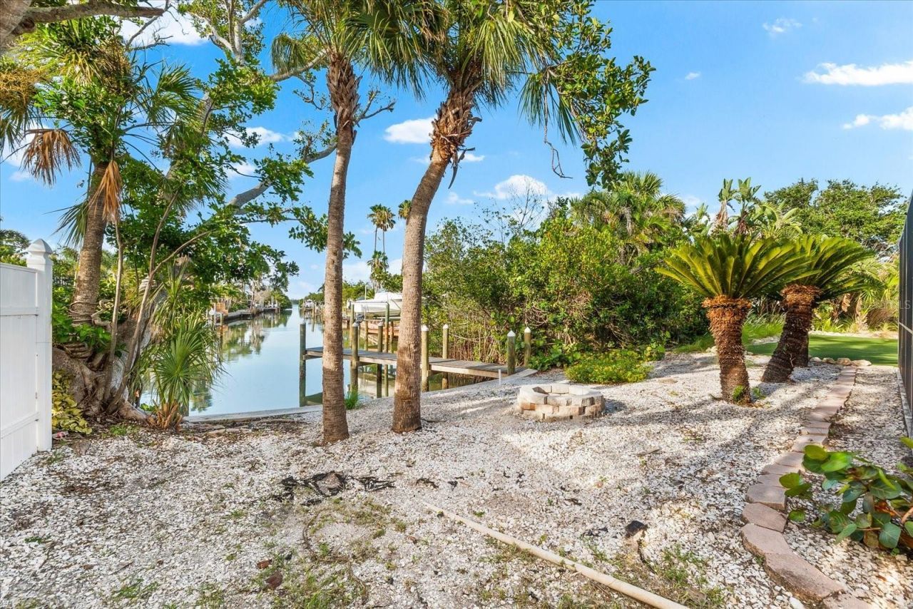 501 De Narvaez Drive, Longboat Key, FL 34228 Photo