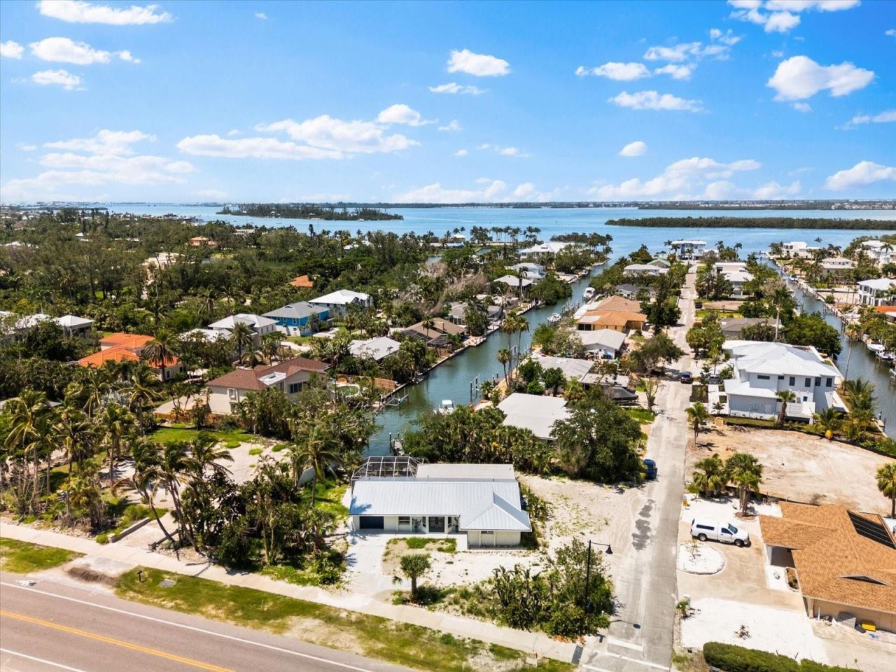 501 De Narvaez Drive, Longboat Key, FL 34228 Photo