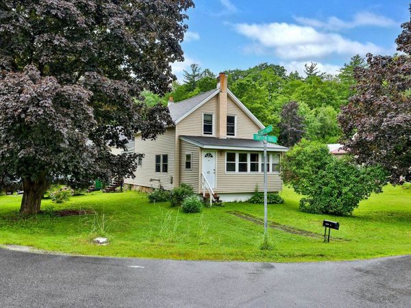43 Taylor Hill, Proctor, VT 05765