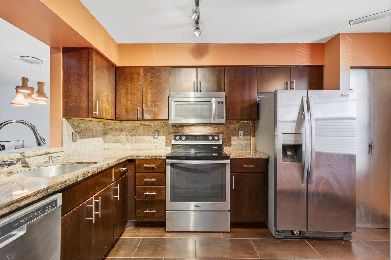 7290 Kinghurst Drive, Unit 405, Delray Beach, FL 33446 Photo