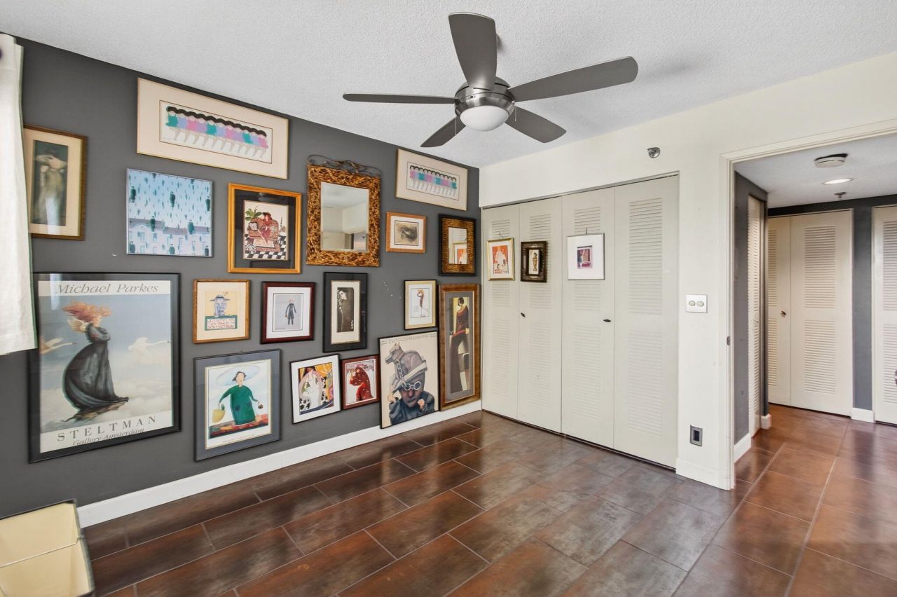 7290 Kinghurst Drive, Unit 405, Delray Beach, FL 33446 Photo