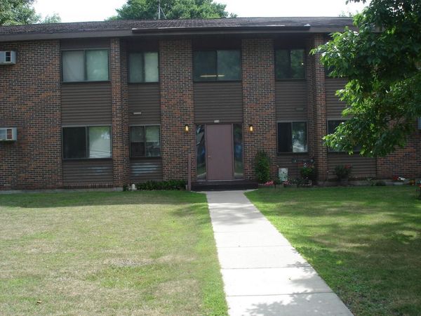 761 S 9th Street, Unit 5, Bird Island, MN 55310