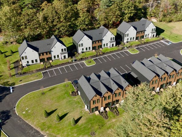 17 Cedar Bend, Unit 17, Boothbay, ME 04537