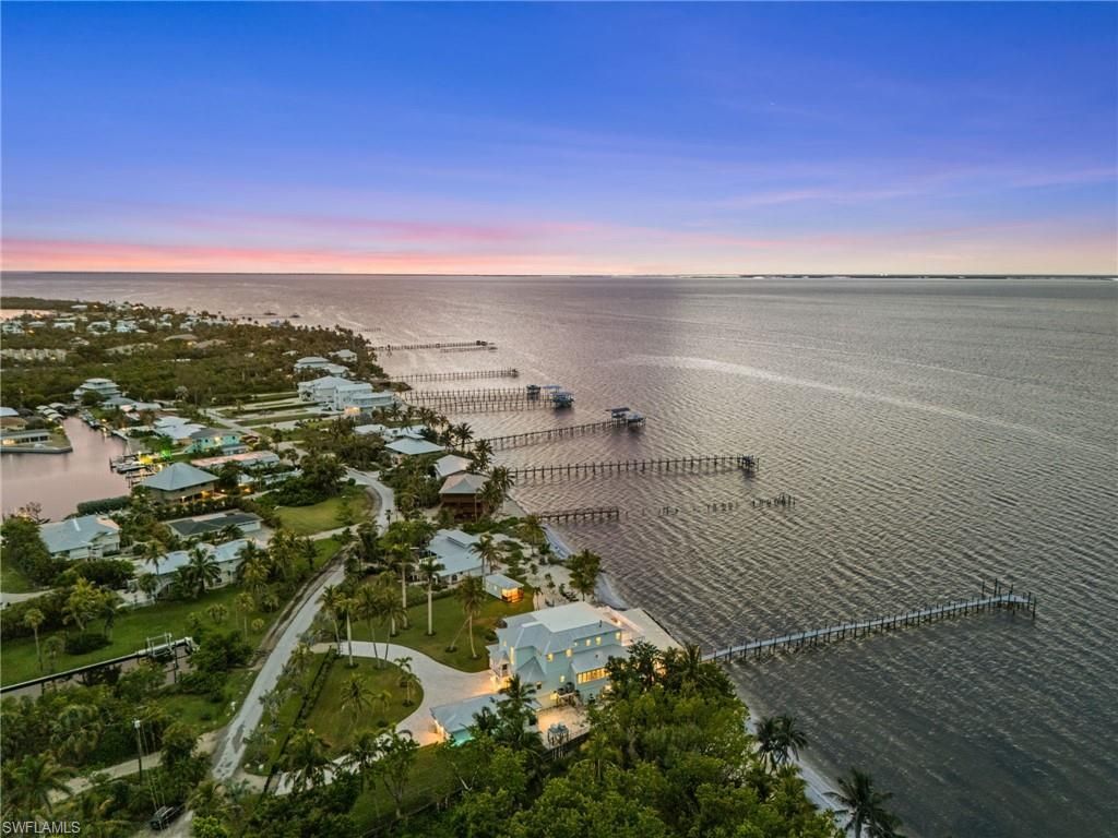 7660 Bocilla Ln, Bokeelia, FL 33922 Photo