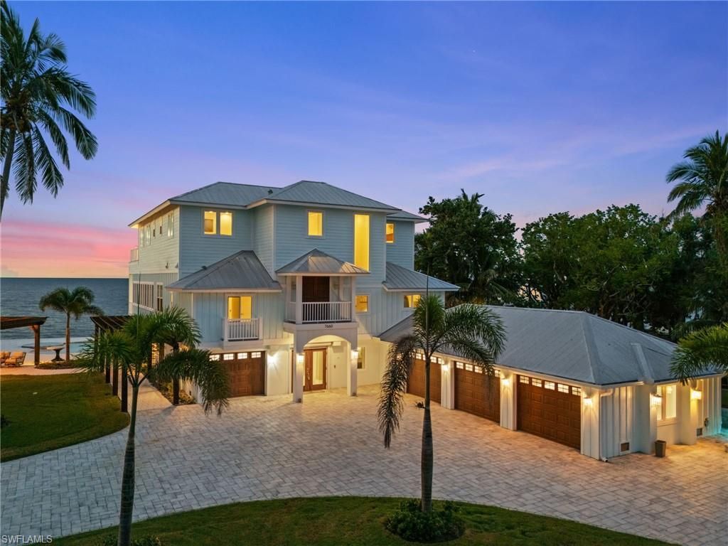 7660 Bocilla Ln, Bokeelia, FL 33922 Photo