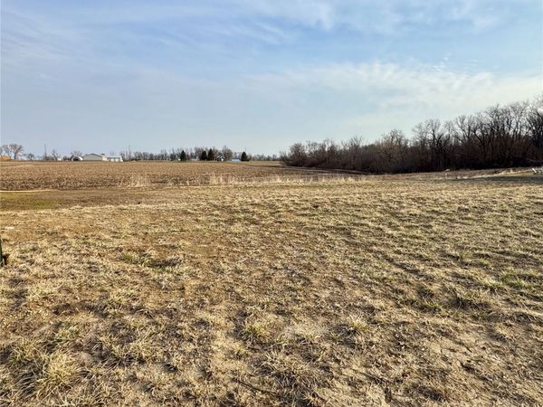 1521 3rd Street SW, Mt Vernon, IA 52314