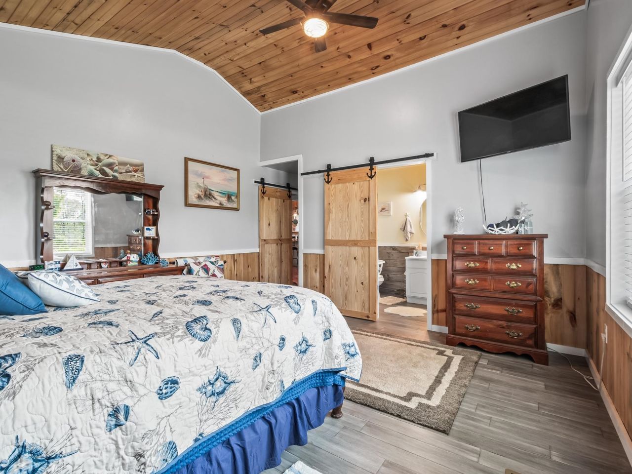 344 Lily Circle, East Point, FL 32328 Photo