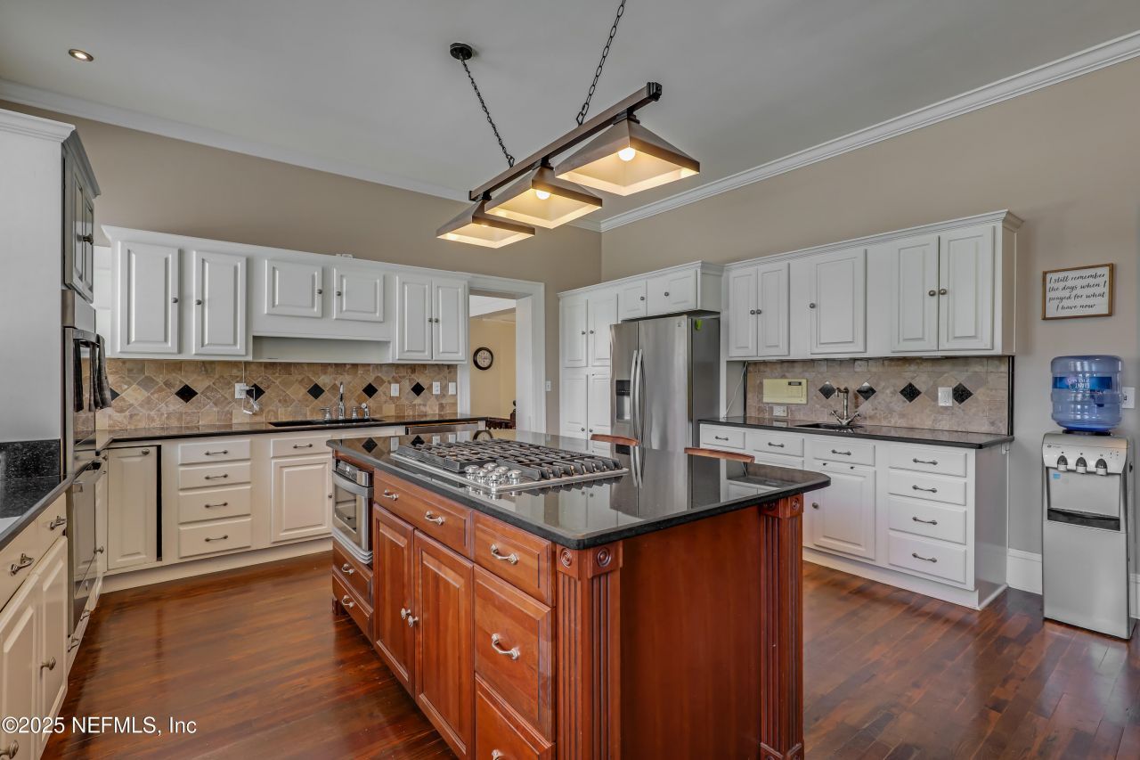 3903 St Johns Avenue, Jacksonville, FL 32205 Photo