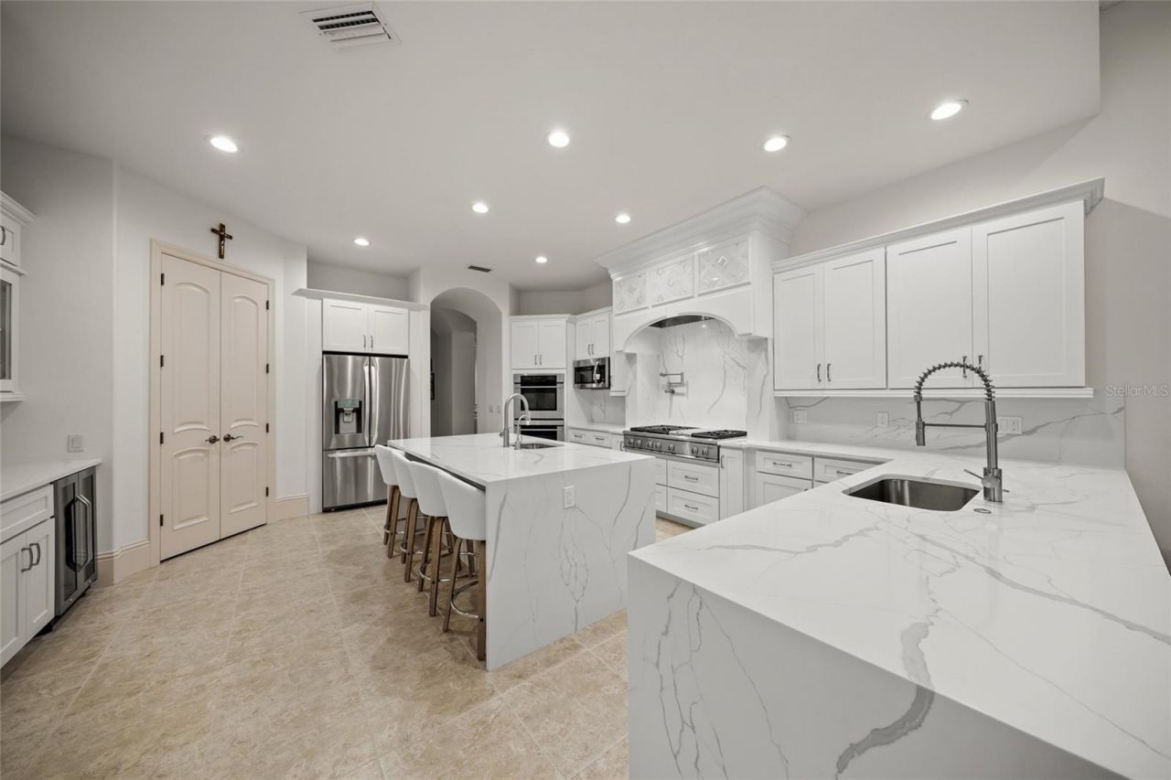 3548 Founders Club Drive, Sarasota, FL 34240 Photo