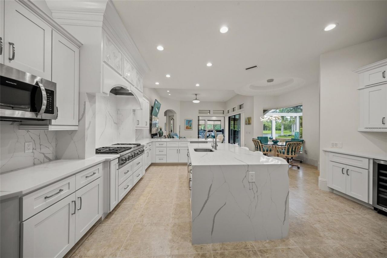 3548 Founders Club Drive, Sarasota, FL 34240 Photo