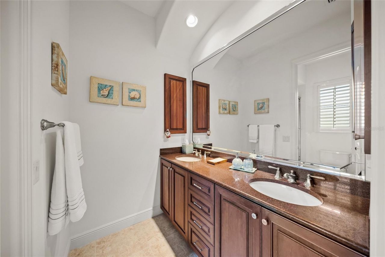 3548 Founders Club Drive, Sarasota, FL 34240 Photo
