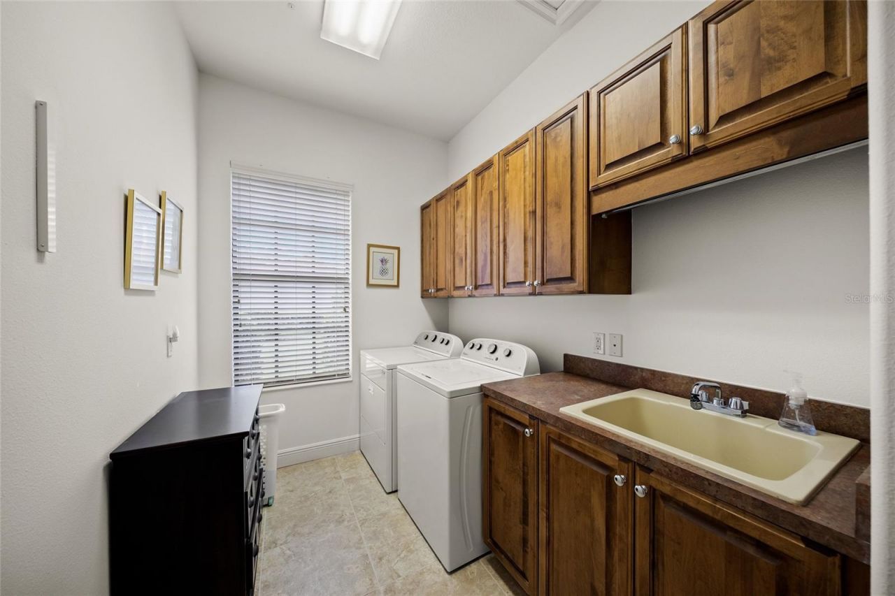 3548 Founders Club Drive, Sarasota, FL 34240 Photo