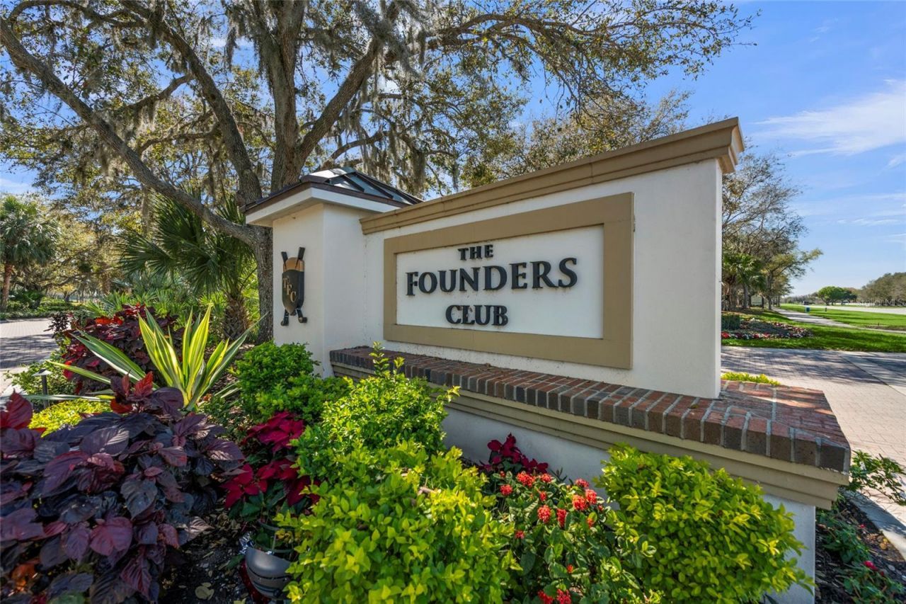 3548 Founders Club Drive, Sarasota, FL 34240 Photo